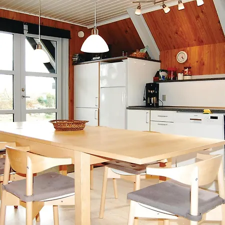 Brombaervaenget Vi * Nordenbro Vesteregn