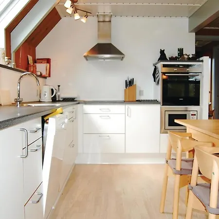 Brombaervaenget Vi * Nordenbro Vesteregn